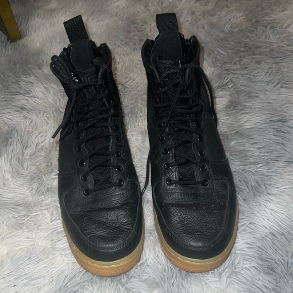 High top Air Force Ones - Picture 3 of 5